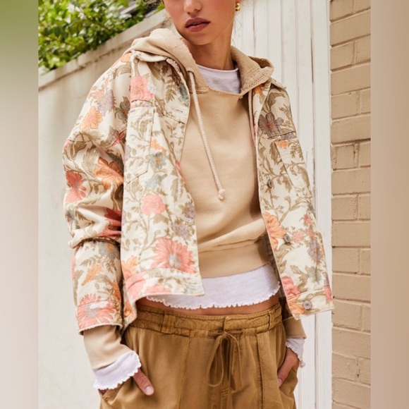 Free People Opal Swing Printed Denim Jacket 💫 - Picture 2 of 9